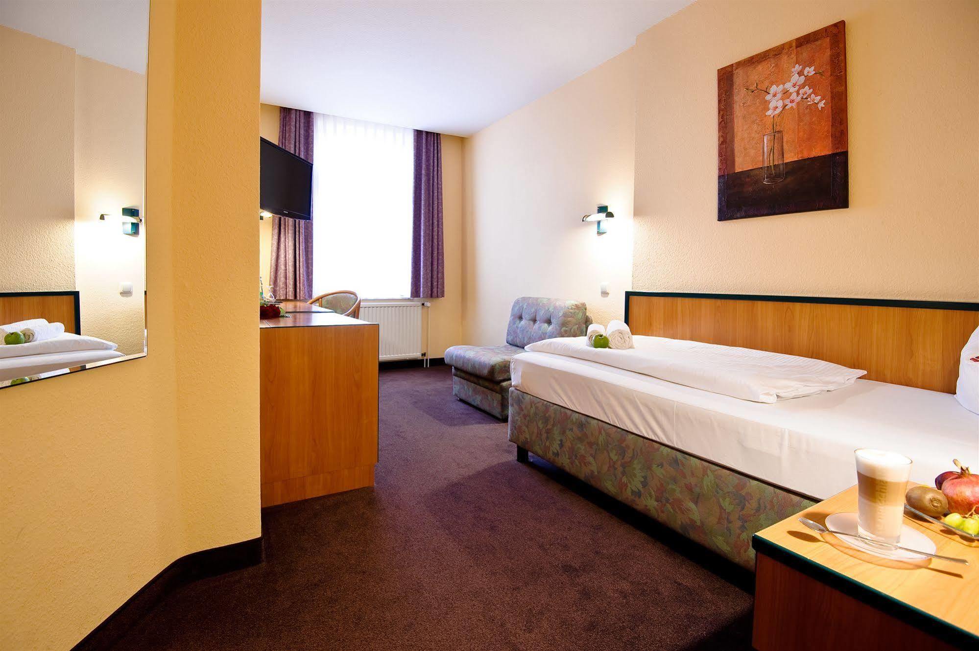 Hotel Am Alten Hafen Wißmar Εξωτερικό φωτογραφία